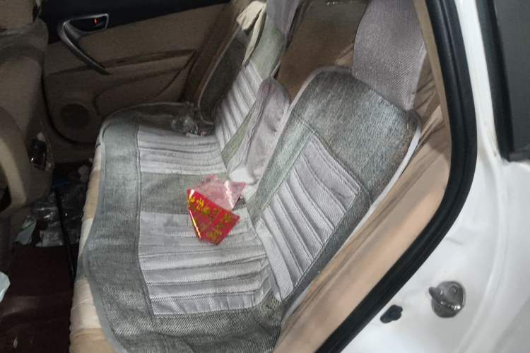 Used Soueast V5 Lingzhi 2012 1.5L Manual Comfort Edition Left Rear Seat