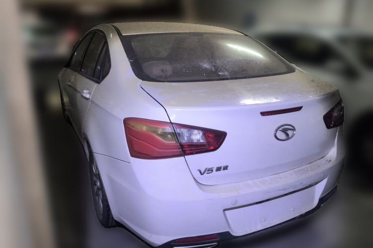 Used Soueast V5 Lingzhi 2012 1.5L Manual Comfort Edition Rear Left 45 Deg