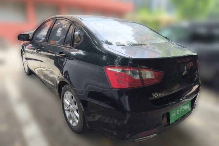 Used Soueast V5 Lingzhi 2013 1.5L Manual Flagship CNG Model Rear Left 45 Deg