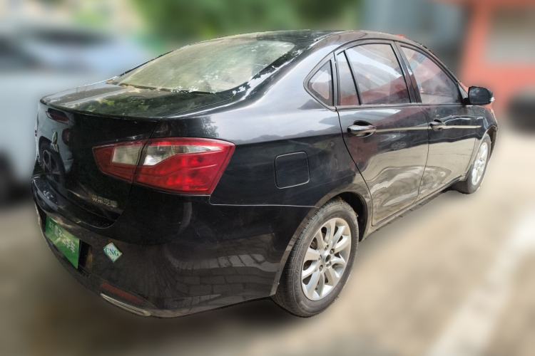 Used Soueast V5 Lingzhi 2013 1.5L Manual Flagship CNG Model Rear Right 45 Deg