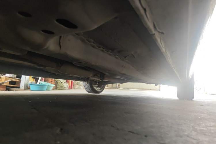 Used Soueast V5 Lingzhi 2013 1.5L Manual ZhiShang Model Chassis Front Left