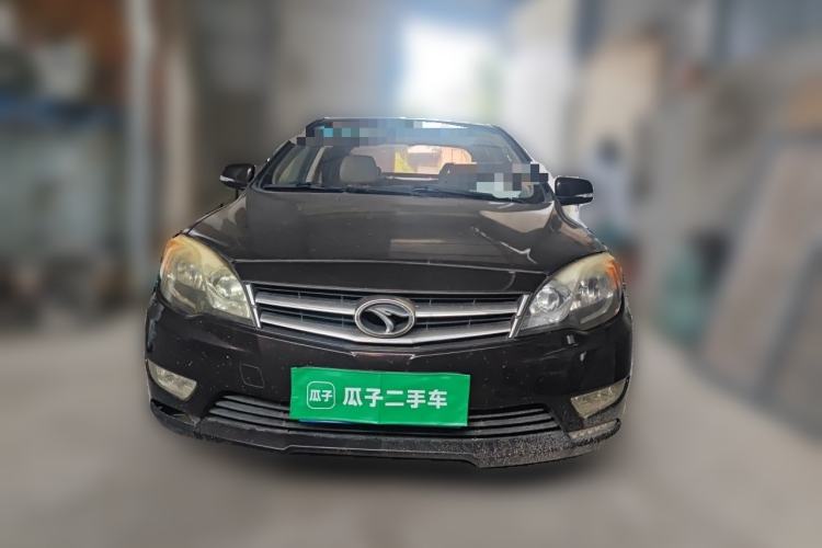 Used Soueast V5 Lingzhi 2013 1.5L Manual ZhiShang Model Front
