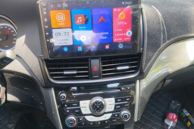 Used Soueast V5 Lingzhi 2013 1.5L Manual Flagship CNG Model Audio And AC Panel