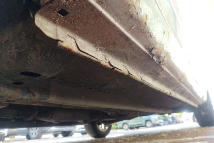Used Soueast V5 Lingzhi 2013 1.5L Manual Flagship CNG Model Chassis Front Left