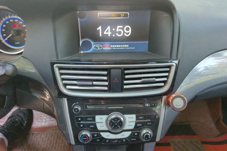 Used Soueast V5 Lingzhi 2013 1.5L Manual ZhiShang Model Audio And AC Panel