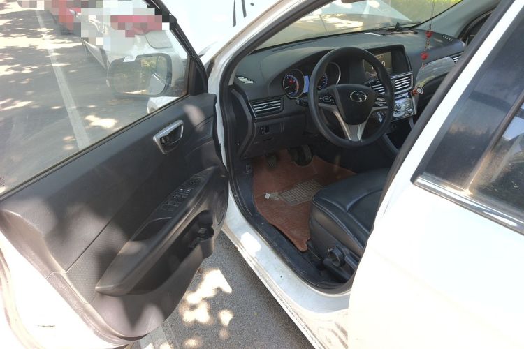 Used Soueast V5 Lingzhi 2013 1.5L Manual ZhiShang Model Driver Seat