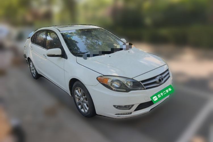 Used Soueast V5 Lingzhi 2013 1.5L Manual ZhiShang Model Front Right 45 Deg