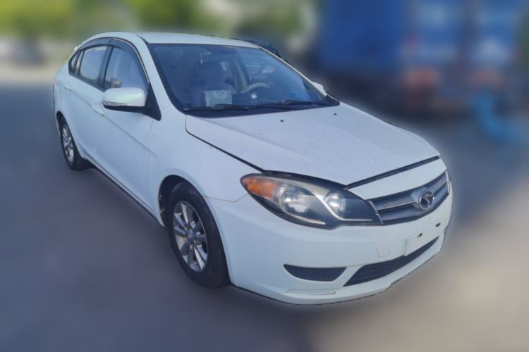 Used Soueast V5 Lingzhi 2013 1.5L Manual Standard CNG Model Front Right 45 Deg