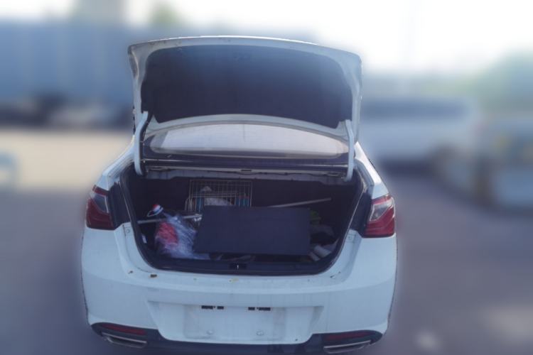 Used Soueast V5 Lingzhi 2013 1.5L Manual Standard CNG Model Trunk