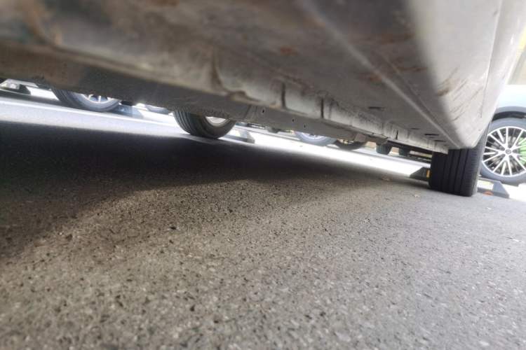 Used Soueast V5 Lingzhi 2014 1.5L Manual Sytle Xuya Chassis Front Left