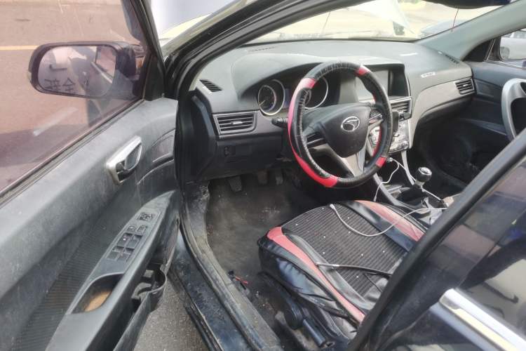 Used Soueast V5 Lingzhi 2014 1.5L Manual Sytle Xuya Driver Seat