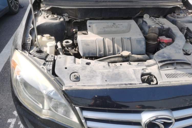 Used Soueast V5 Lingzhi 2014 1.5L Manual Sytle Xuya Engine Bay Right