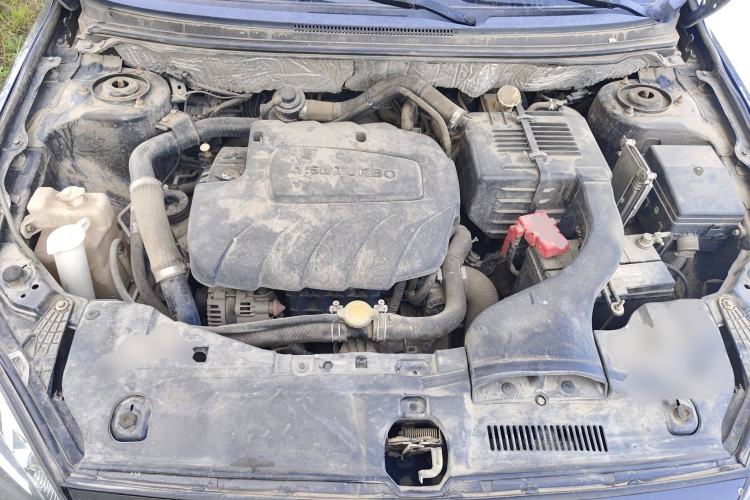 Used Soueast V5 Lingzhi 2014 1.5T Manual Qukong Version Engine Bay