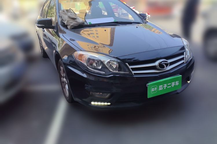 Used Soueast V5 Lingzhi 2014 1.5L Manual Comfort Model Front Right 45 Deg