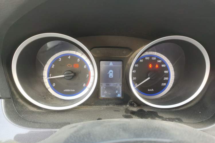 Used Soueast V5 Lingzhi 2014 1.5L Manual Sytle Xuya Instrument Cluster