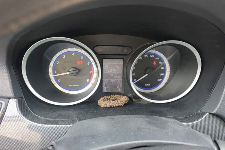 Used Soueast V5 Lingzhi 2014 1.5L Manual Sytle Xuya Instrument Cluster