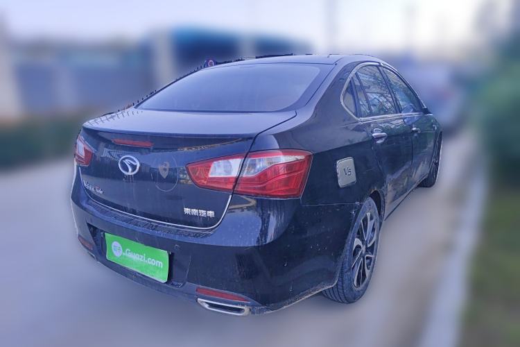 Used Soueast V5 Lingzhi 2014 1.5T Manual Qukong Version Rear Right 45 Deg