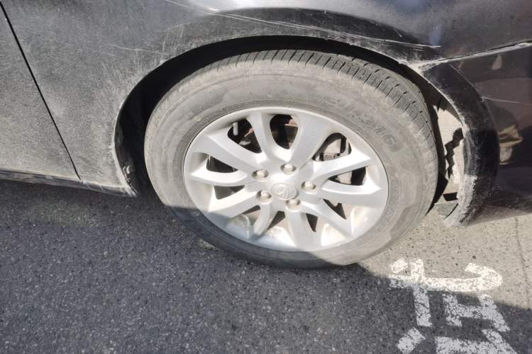 Used Soueast V5 Lingzhi 2014 1.5L Manual Sytle Xuya Right Front Wheel Hub
