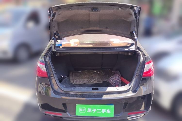 Used Soueast V5 Lingzhi 2014 1.5L Manual Comfort Model Trunk