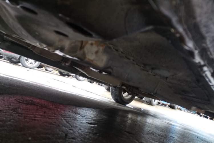 Used Soueast V5 Lingzhi 2014 1.5L Manual Sytle Xuya Chassis Front Left