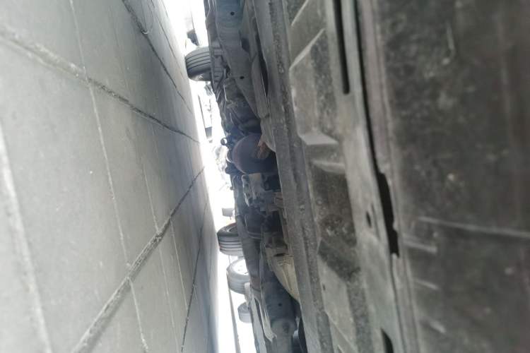 Used Soueast V5 Lingzhi 2014 1.5L Manual Comfort Model Chassis Front