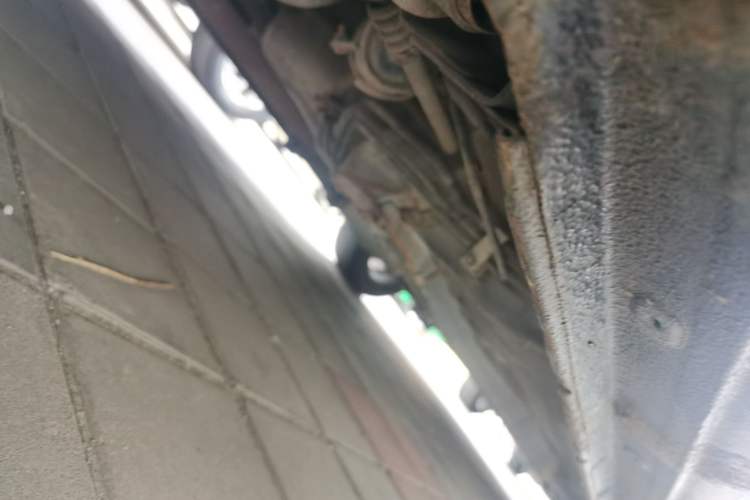 Used Soueast V5 Lingzhi 2014 1.5L Manual Comfort Model Chassis Rear Right