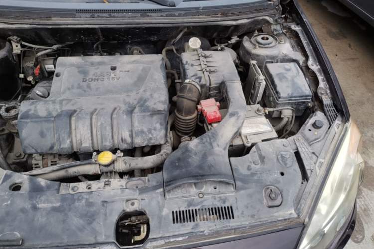 Used Soueast V5 Lingzhi 2014 1.5L Manual Sytle Xuya Engine Bay Left