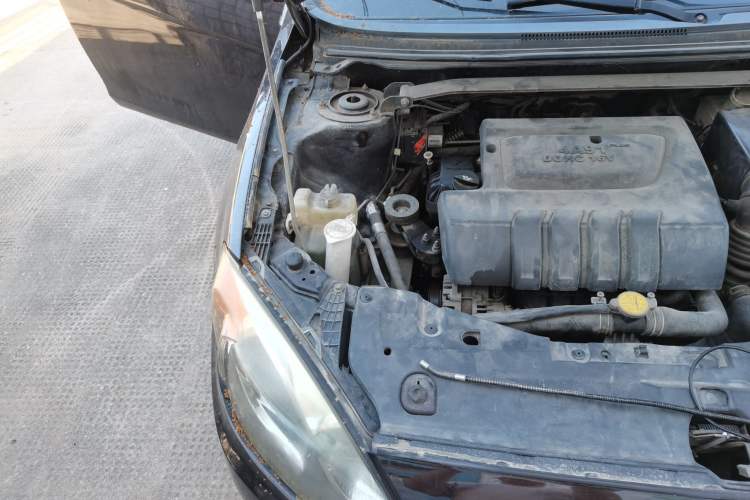 Used Soueast V5 Lingzhi 2014 1.5L Manual Sytle Xuya Engine Bay Right