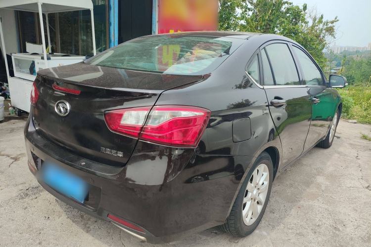 Used Soueast V5 Lingzhi 2014 1.5L Manual Sytle Xuya Exterior 3