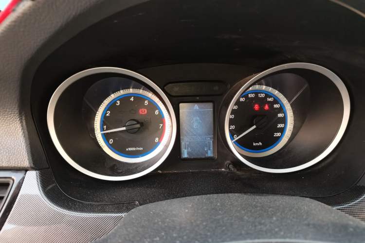 Used Soueast V5 Lingzhi 2014 1.5L Manual Sytle Xuya Instrument Cluster