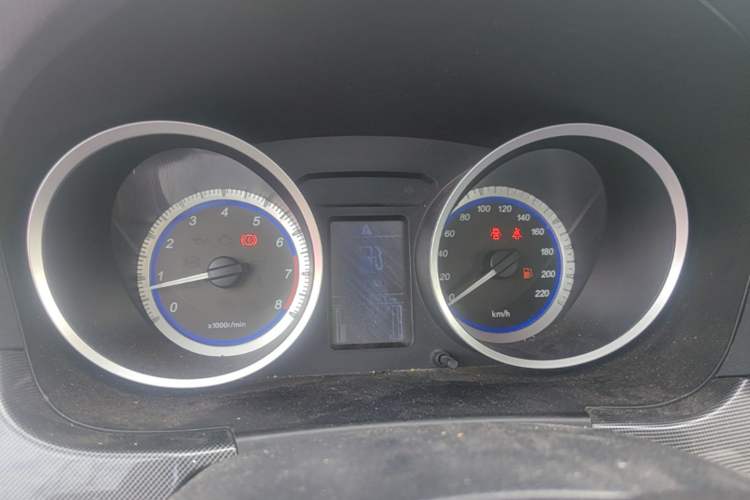Used Soueast V5 Lingzhi 2014 1.5L Manual Sytle Xuya Instrument Cluster