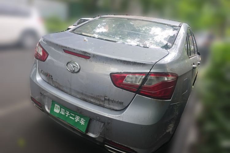 Used Soueast V5 Lingzhi 2014 1.5T CVT Fun-Drive Version Rear Right 45 Deg