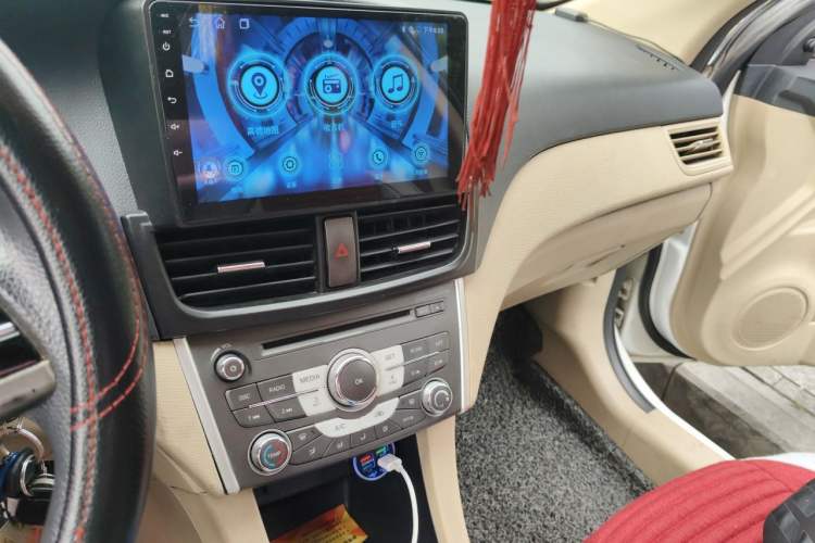 Used Soueast V5 Lingzhi 2014 1.5L Manual Standard Edition Audio And AC Panel