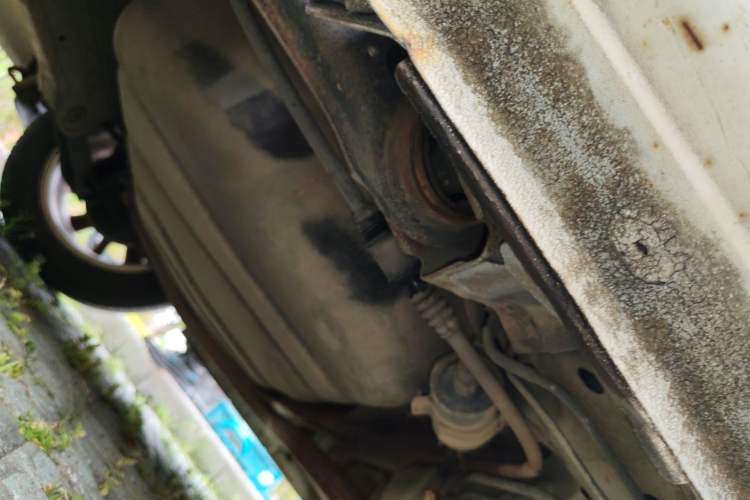 Used Soueast V5 Lingzhi 2014 1.5L Manual Sytle Xuya Chassis Rear Right