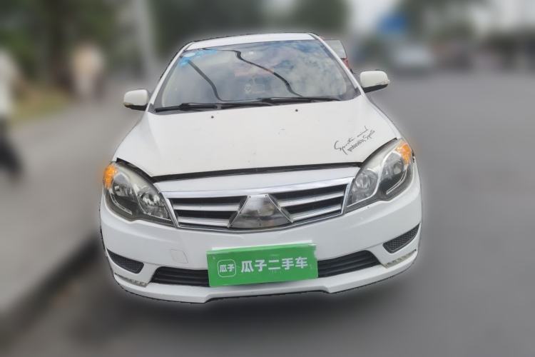Used Soueast V5 Lingzhi 2014 1.5L Manual Standard Edition Front