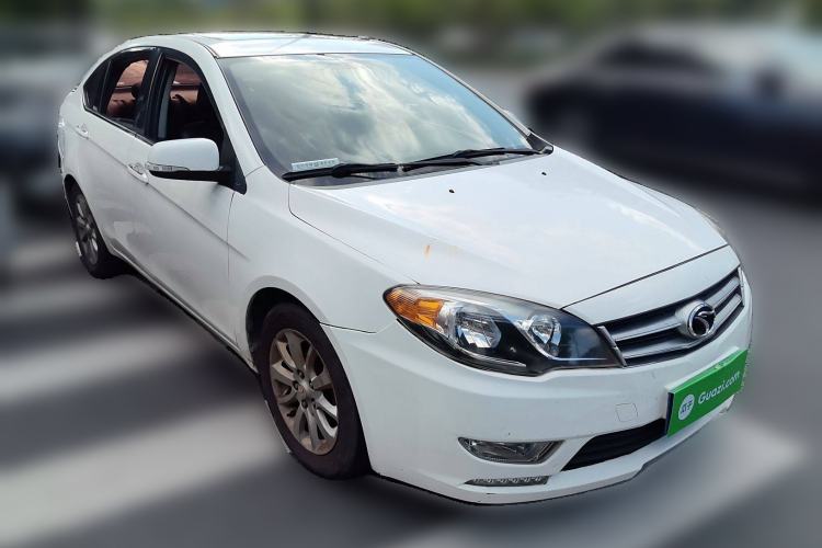 Used Soueast V5 Lingzhi 2014 1.5L Manual Luxury Model Front Right 45 Deg