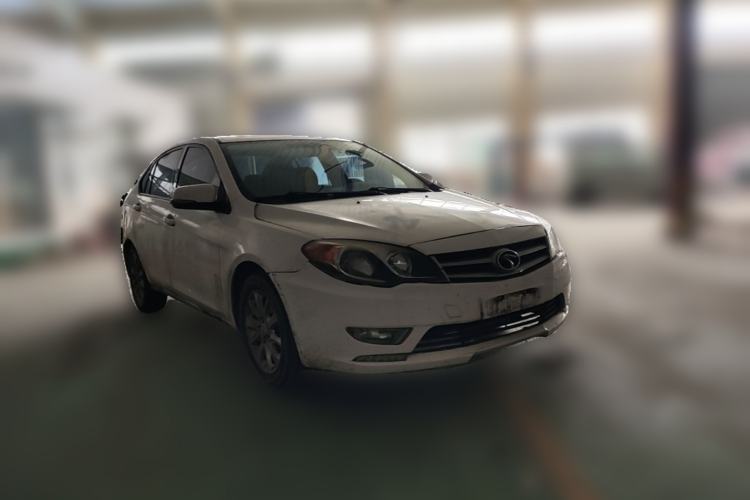 Used Soueast V5 Lingzhi 2014 1.5L Manual Comfort Model Front Right 45 Deg