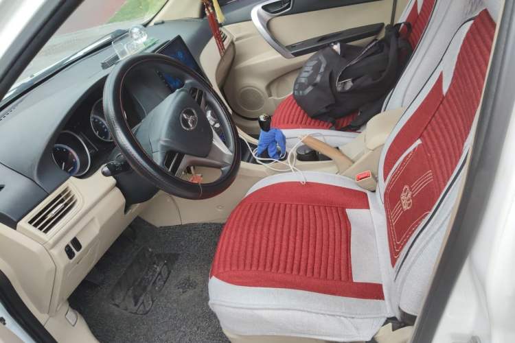 Used Soueast V5 Lingzhi 2014 1.5L Manual Standard Edition Left Front Seat