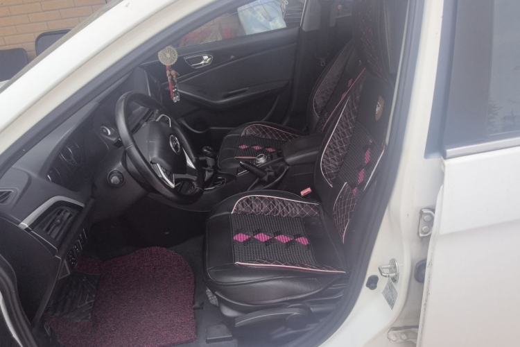 Used Soueast V5 Lingzhi 2014 1.5L Manual Luxury Model Left Front Seat
