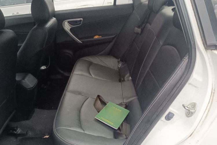 Used Soueast V5 Lingzhi 2014 1.5L Manual Luxury Model Left Rear Seat