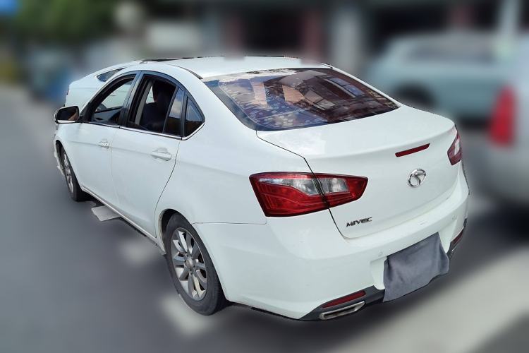 Used Soueast V5 Lingzhi 2014 1.5L Manual Luxury Model Rear Left 45 Deg