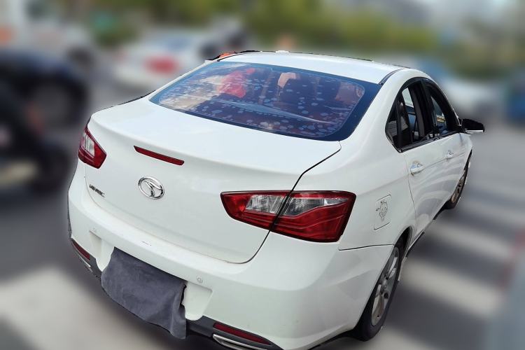 Used Soueast V5 Lingzhi 2014 1.5L Manual Luxury Model Rear Right 45 Deg