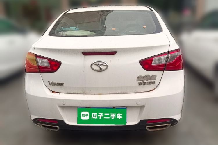 Used Soueast V5 Lingzhi 2014 1.5L Manual Luxury Model Rear