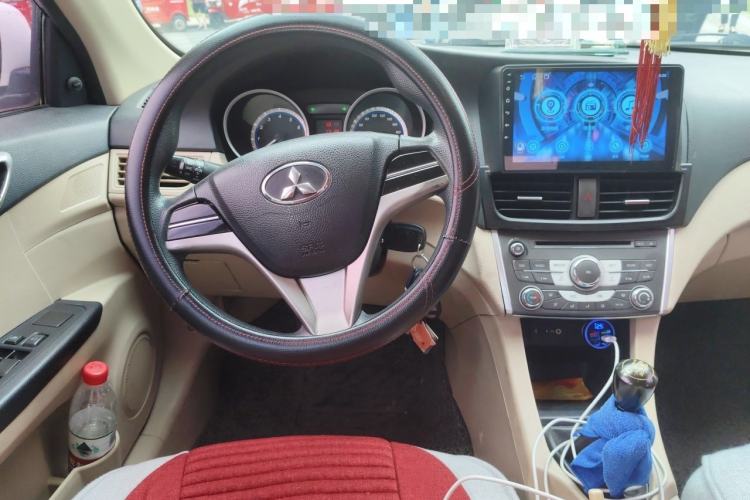 Used Soueast V5 Lingzhi 2014 1.5L Manual Standard Edition Steering Wheel