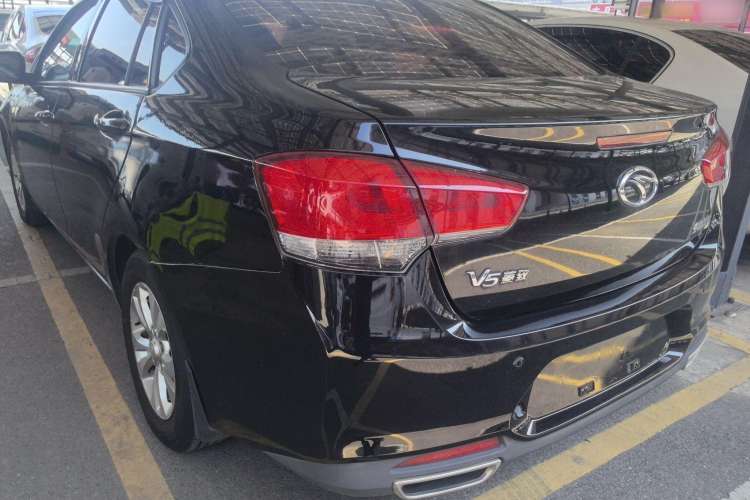 Used Soueast V5 Lingzhi 2015 Plus 1.5L Manual Smart Edition Exterior 5
