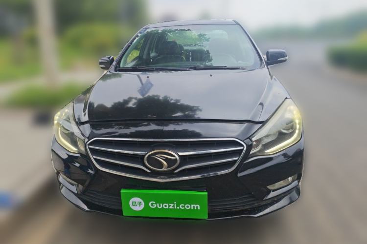 Used Soueast V5 Lingzhi 2015 Plus 1.5L Manual Smart Edition Front