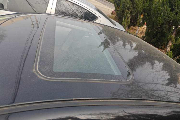 Used Soueast V5 Lingzhi 2015 1.5L Manual Flagship Model Roof