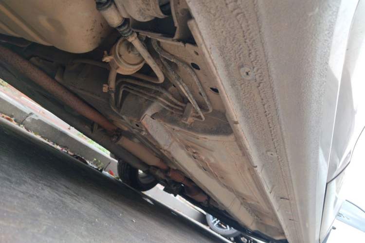 Used Soueast V5 Lingzhi 2015 Plus 1.5L Manual ZhiZun Version Chassis Rear Right