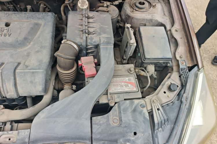 Used Soueast V5 Lingzhi 2015 Plus 1.5L Manual Smart Edition Engine Bay Left