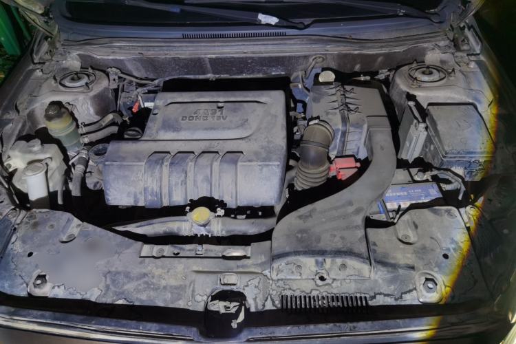 Used Soueast V5 Lingzhi 2015 Plus 1.5L Manual Smart Edition Engine Bay